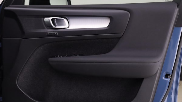 Used Volvo XC40 2022 for sale - 76327218: Photo 26