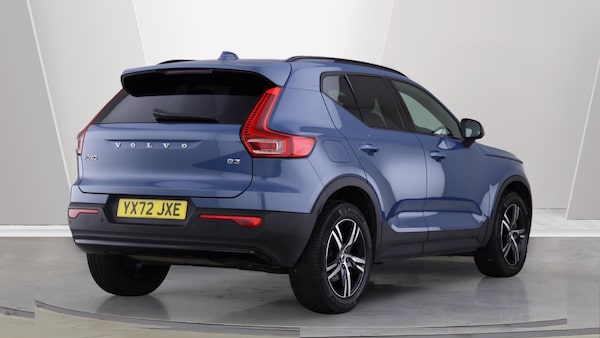 Used Volvo XC40 2022 for sale - 76327218: Photo 2