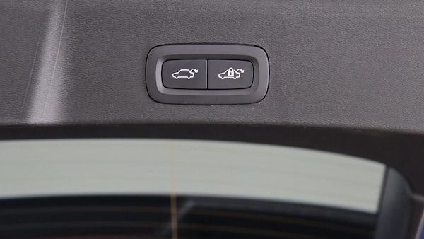 Used Volvo XC40 2022 for sale - 76327218: Photo 31
