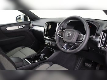 Used Volvo XC40 2022 for sale - 76327218: Photo 4