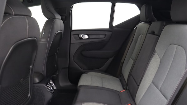 Used Volvo XC40 2022 for sale - 76327218: Photo 6