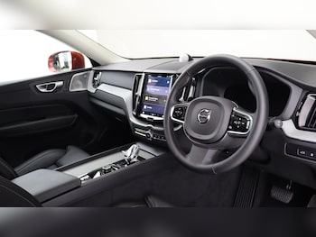 Used Volvo XC60 2024 for sale - 75225350: Photo