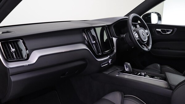 Used Volvo XC60 2022 for sale - 75268101: Photo 15