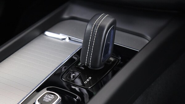 Used Volvo XC60 2022 for sale - 75268101: Photo 24