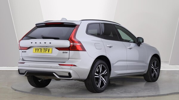 Used Volvo XC60 2022 for sale - 75268101: Photo 2