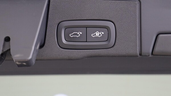 Used Volvo XC60 2022 for sale - 75268101: Photo 31