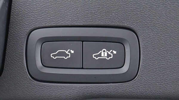 Used Volvo XC60 2022 for sale - 75268101: Photo 45