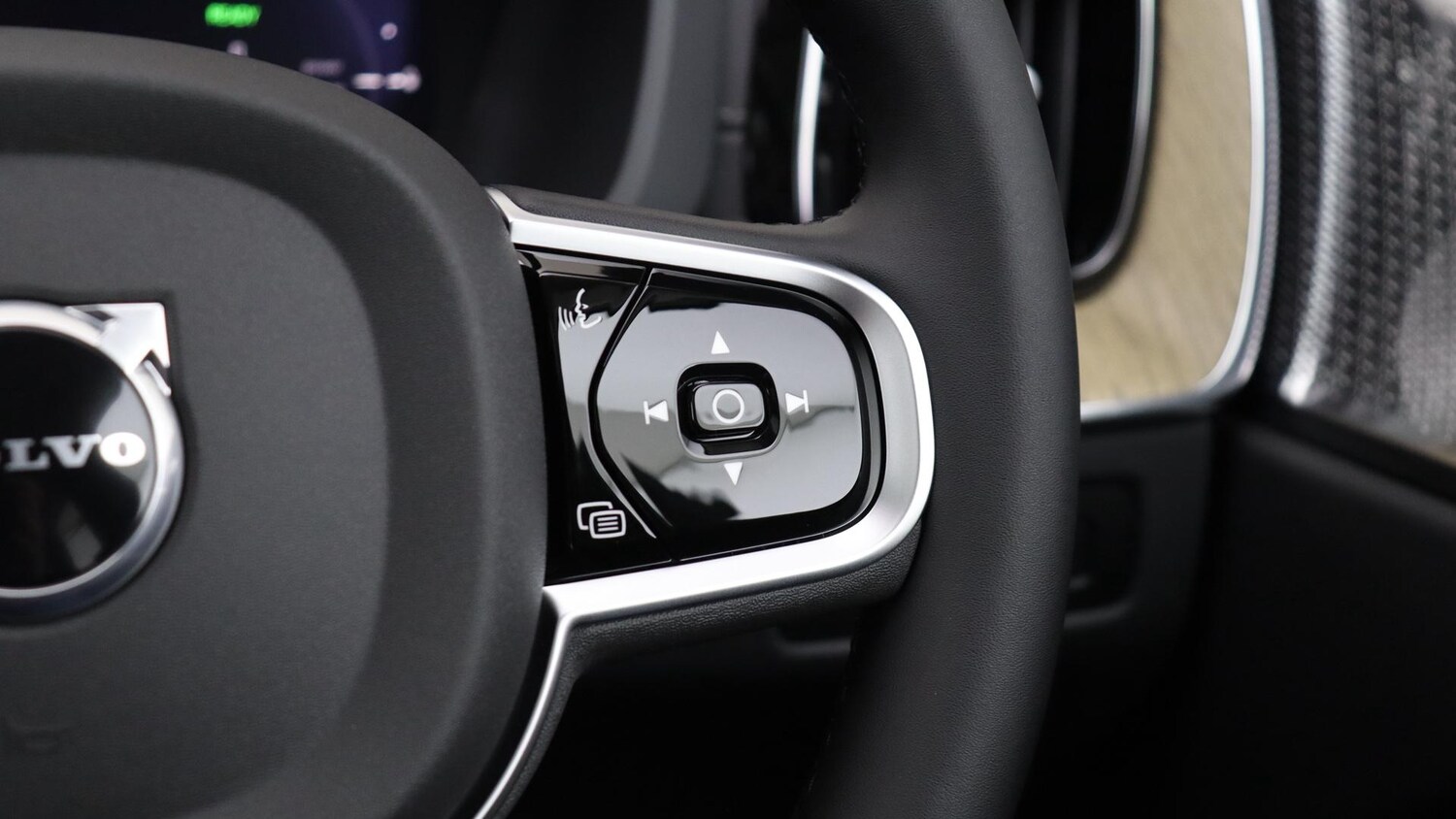 Used Volvo XC60 2025 for sale - 76012798: Photo 20