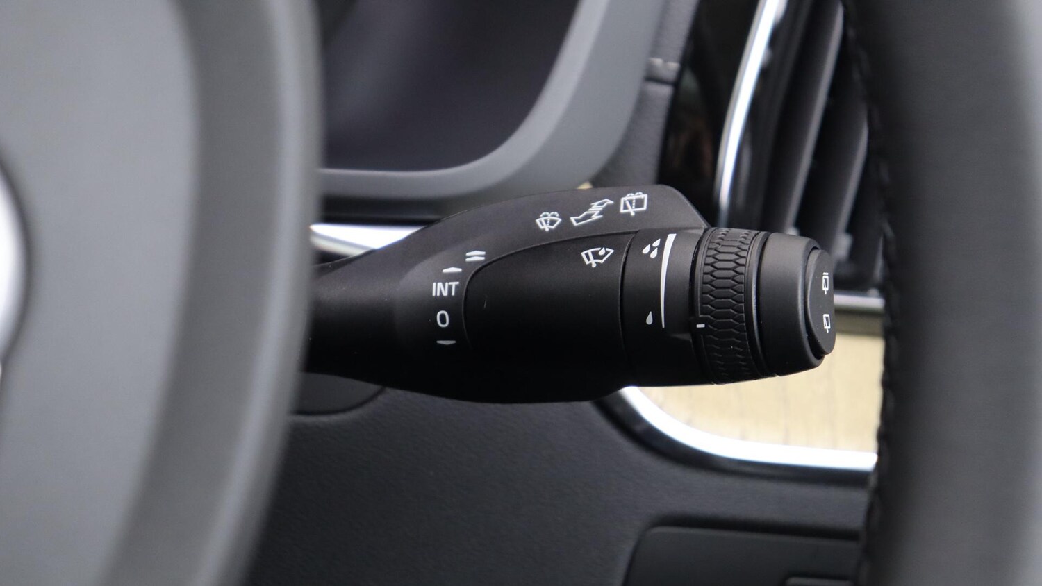 Used Volvo XC60 2025 for sale - 76012798: Photo 21