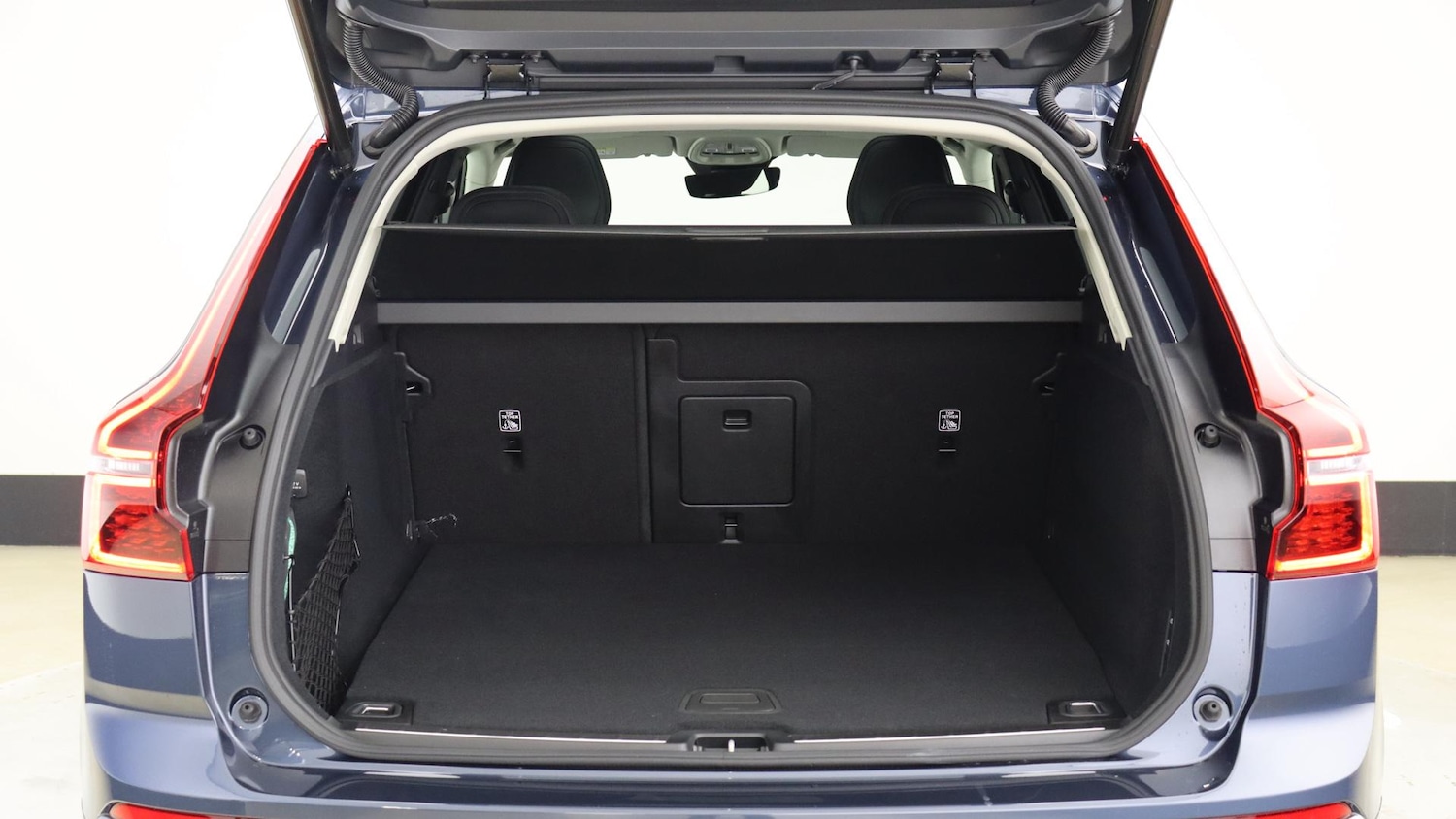 Used Volvo XC60 2025 for sale - 76012798: Photo 43