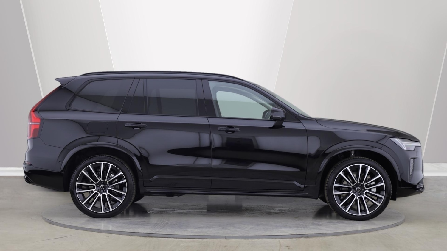 Used Volvo XC90 2025 for sale - 76084704: Photo 3