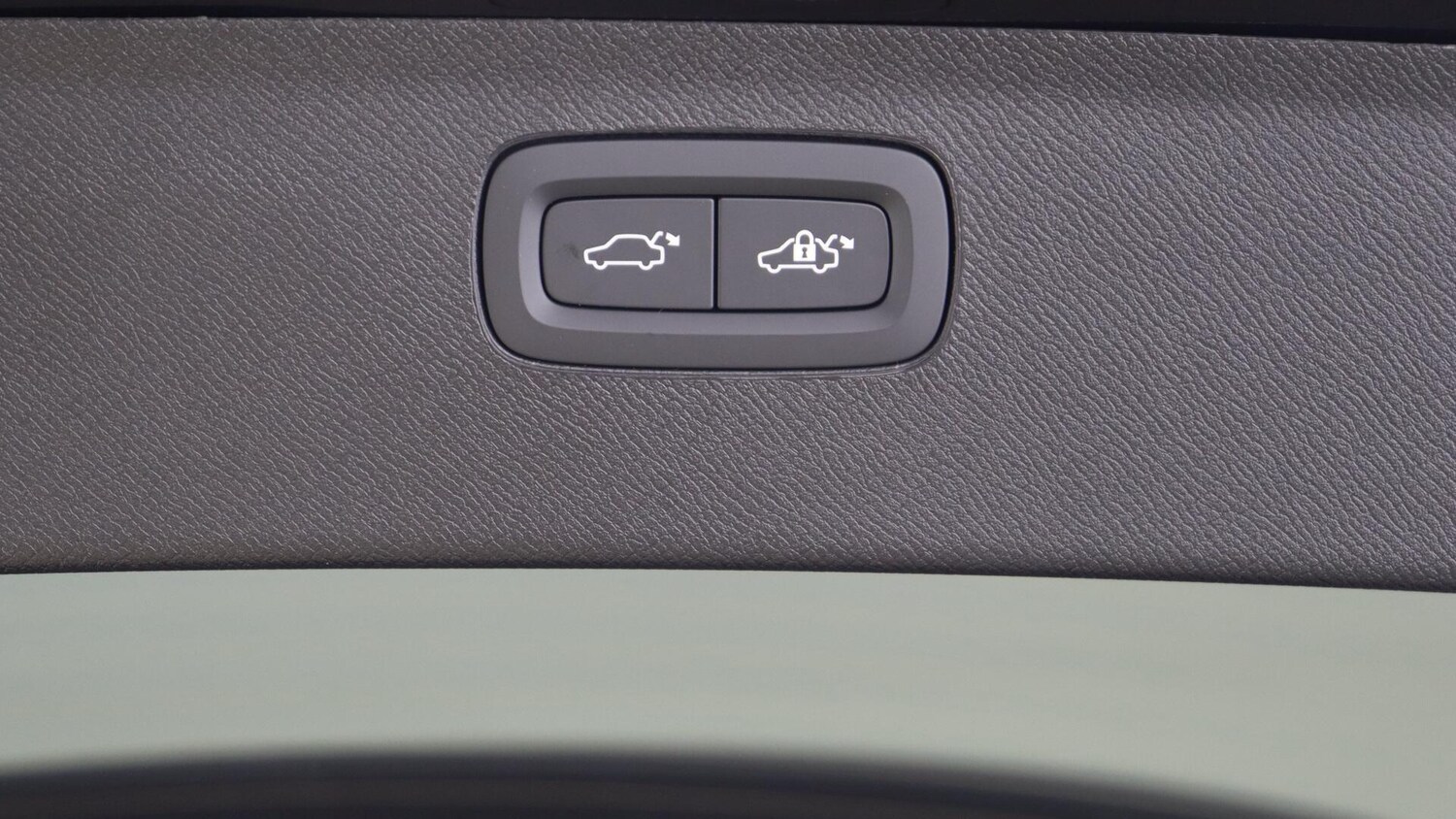 Used Volvo XC90 2025 for sale - 76084704: Photo 34