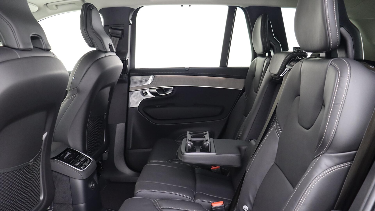 Used Volvo XC90 2025 for sale - 76084704: Photo 35
