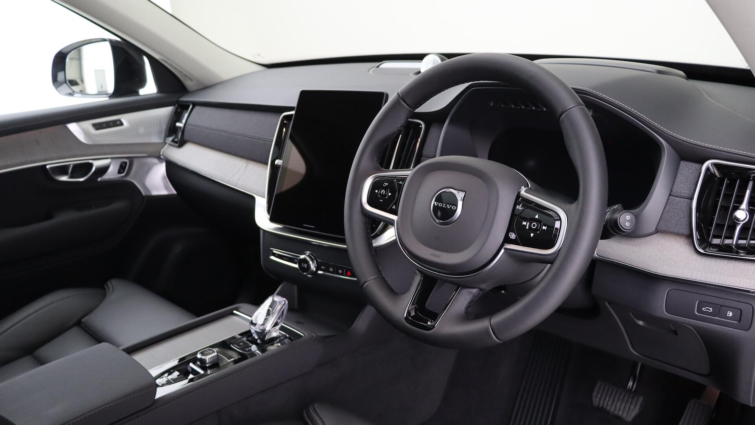 Used Volvo XC90 2025 for sale - 76084704: Photo 4