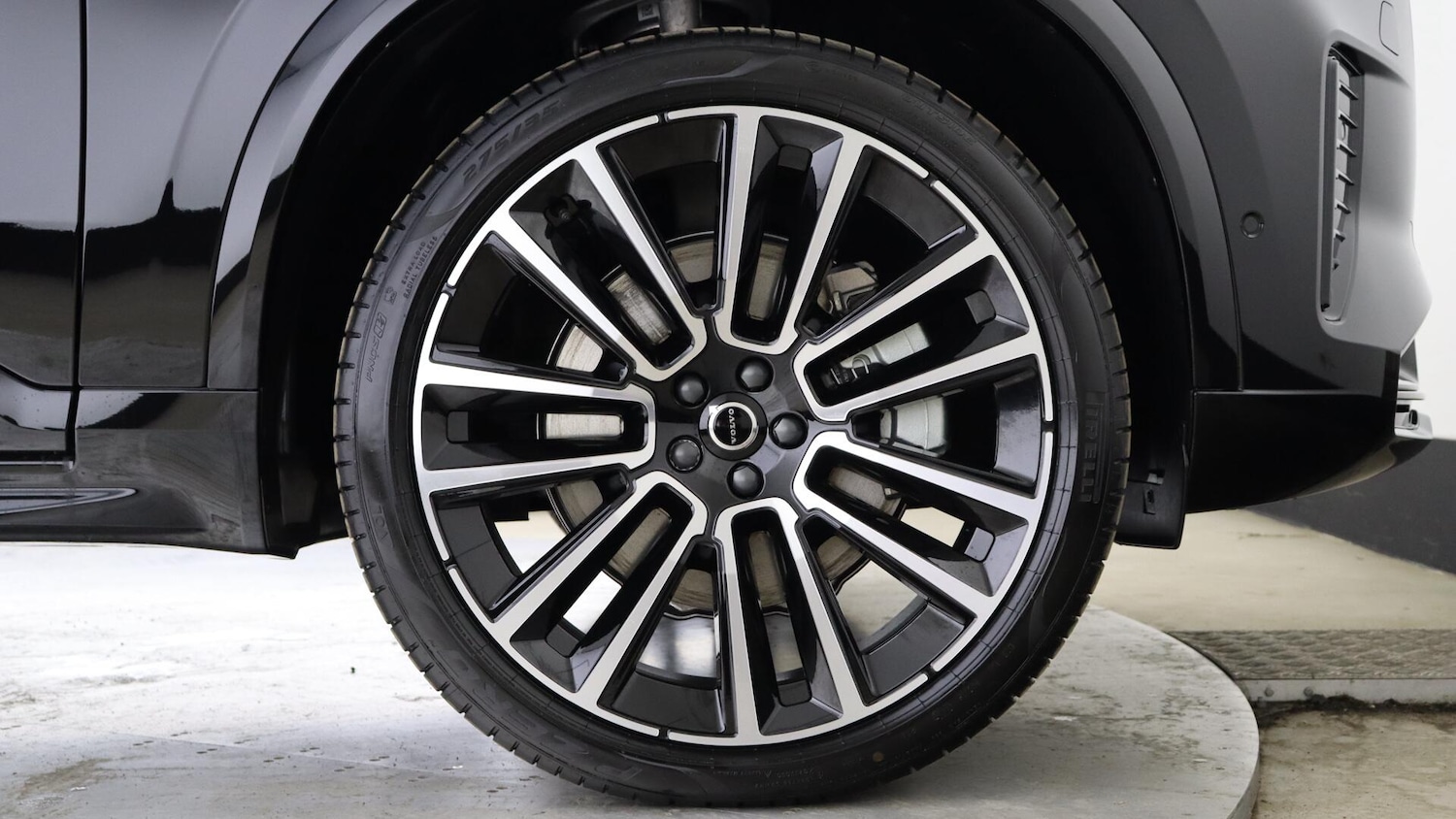 Used Volvo XC90 2025 for sale - 76084704: Photo 9