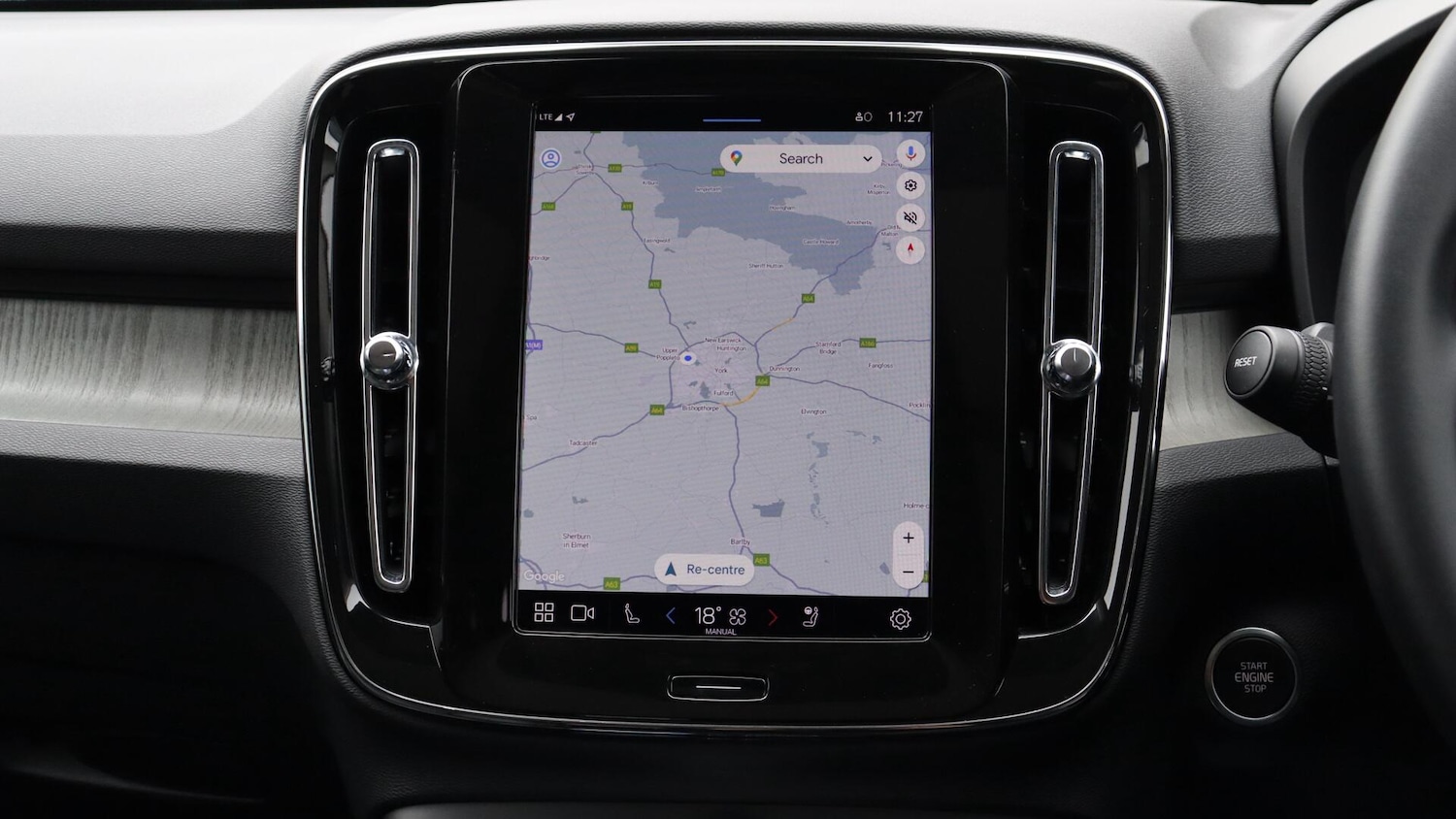Used Volvo XC40 2025 for sale - 76072543: Photo 17
