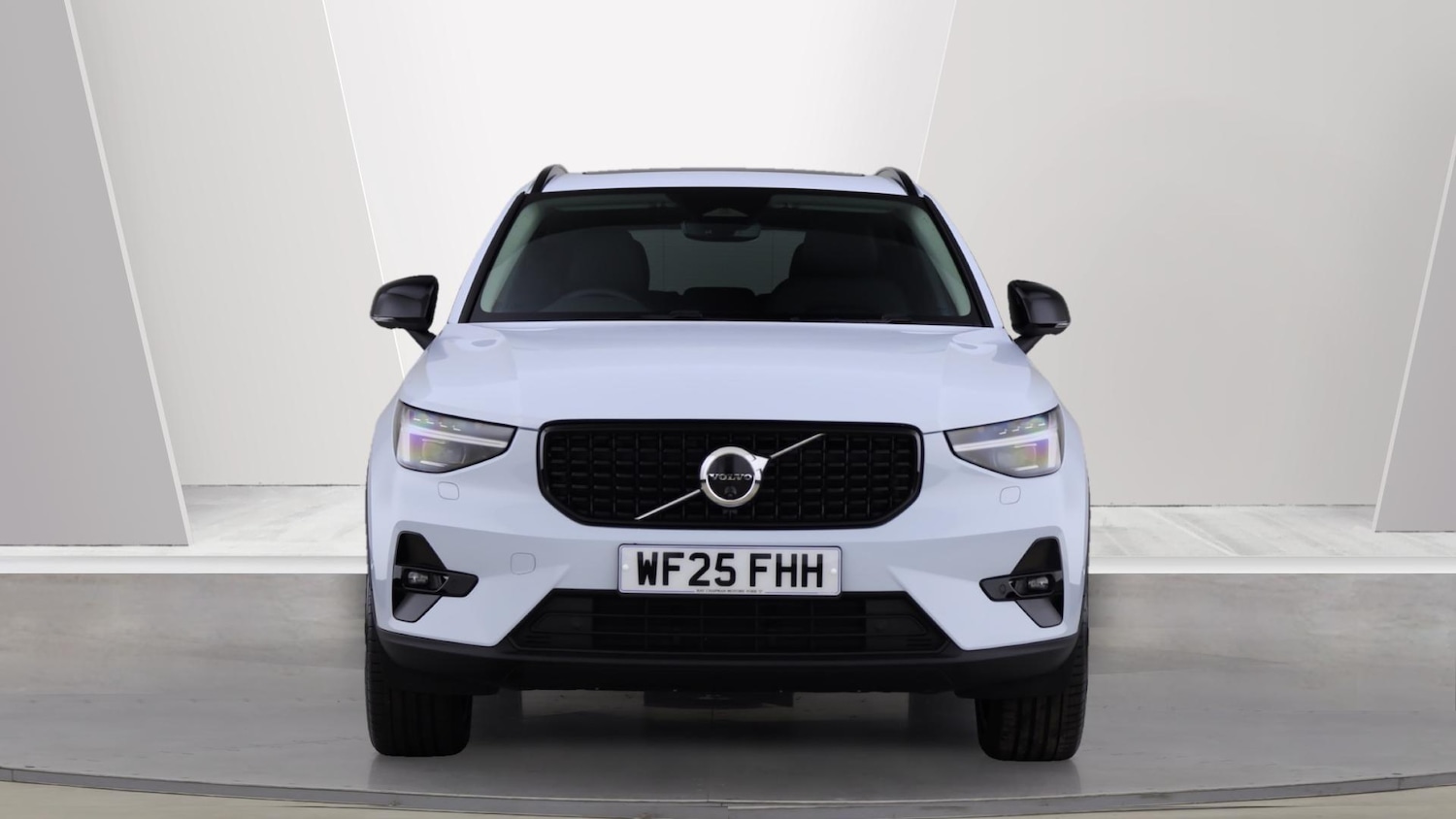 Used Volvo XC40 2025 for sale - 76072543: Photo 8