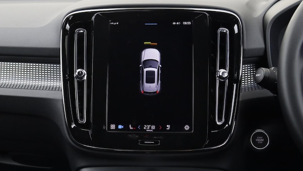 Used Volvo XC40 2025 for sale - 76189785: Photo 34