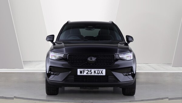 Used Volvo XC40 2025 for sale - 76189785: Photo 8