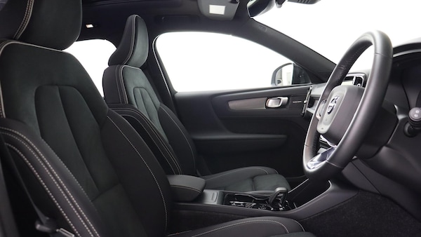 Used Volvo XC40 2025 for sale - 76283105: Photo 15