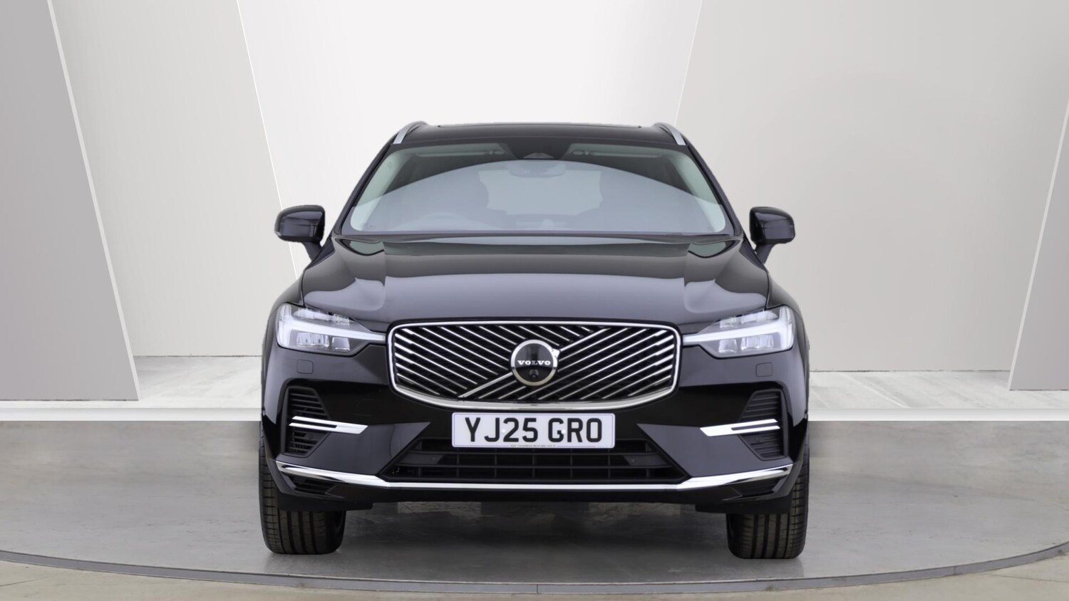 Used Volvo XC60 2025 for sale - 76026417: Photo 8