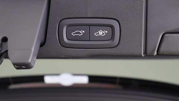 Used Volvo XC60 2025 for sale - 75780808: Photo 32