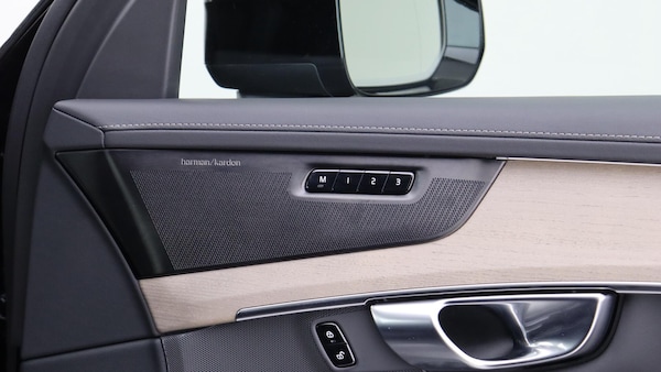 Used Volvo XC90 2025 for sale - 76307562: Photo 39