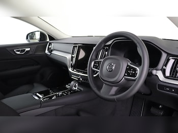 Used Volvo V60 2025 for sale - 75224494: Photo