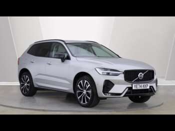 (74) - B5 (P) AWD Plus Dark (Blond, Pilot Assist, Harman Kardon Sound, 360 Camera) 5-Door