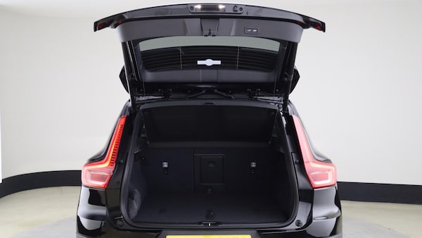 Used Volvo XC40 for sale - 76188885: Photo 13