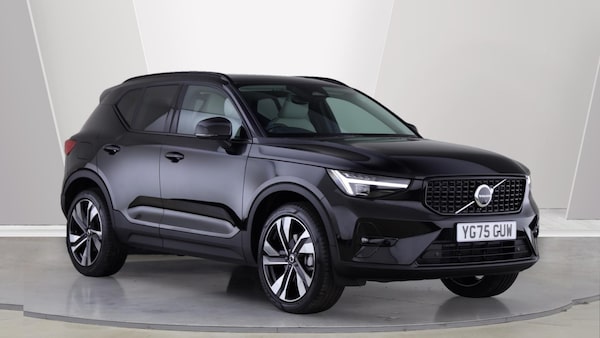 Used Volvo XC40 for sale - 76188885: Photo 1