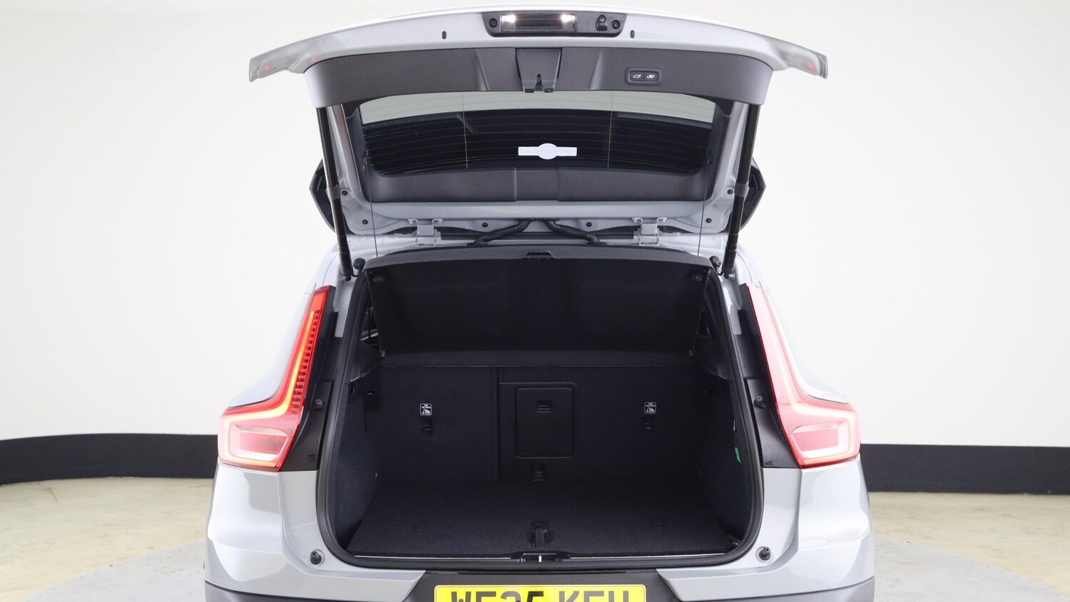 Used Volvo XC40 2025 for sale - 76013180: Photo 13