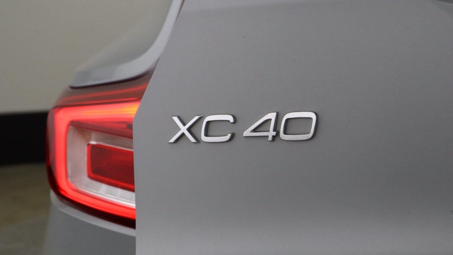 Used Volvo XC40 2025 for sale - 76013180: Photo 40