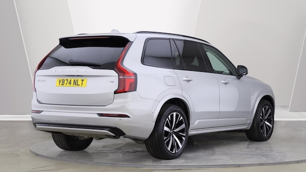 Used Volvo XC90 2024 for sale - 76214153: Photo 2