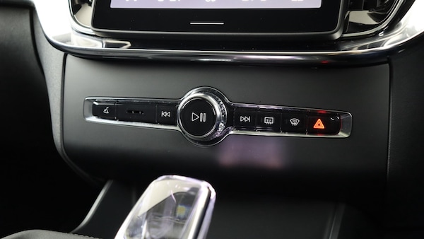 Used Volvo XC90 2024 for sale - 76214153: Photo 40