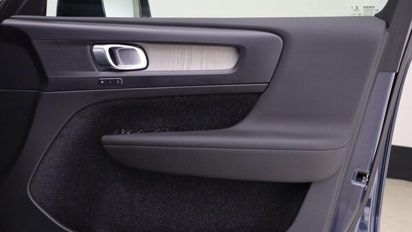 Used Volvo XC40 2019 for sale - 76158723: Photo 26