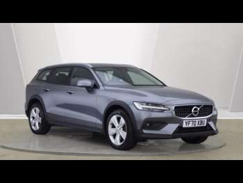 2020 (70) - B4 AWD Pro (Rear Camera, Heated Seats, Powered Tailgate, Cruise Control) 5-Door