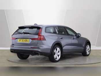 Used Volvo V60 2020 for sale - 75224453: Photo