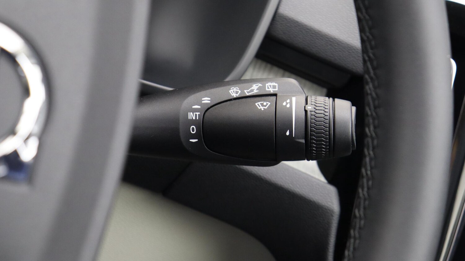 Used Volvo XC40 2025 for sale - 76012709: Photo 22