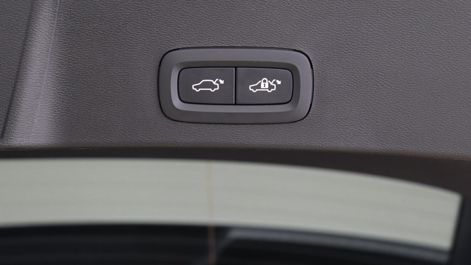 Used Volvo XC40 2025 for sale - 76012709: Photo 34