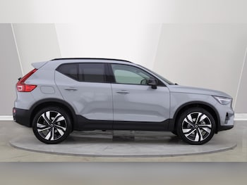 Used Volvo XC40 2025 for sale - 76012709: Photo 3