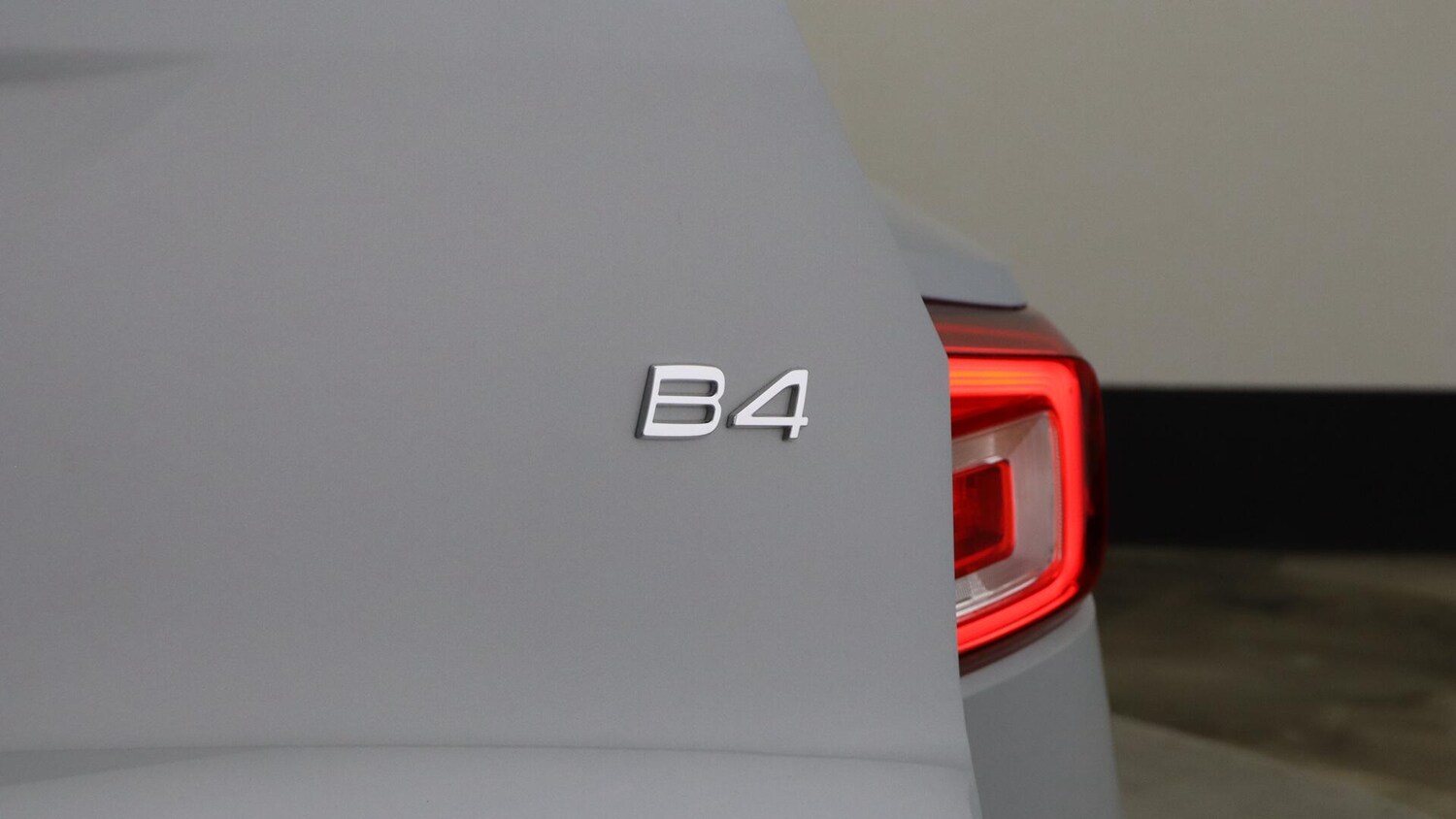 Used Volvo XC40 2025 for sale - 76012709: Photo 48