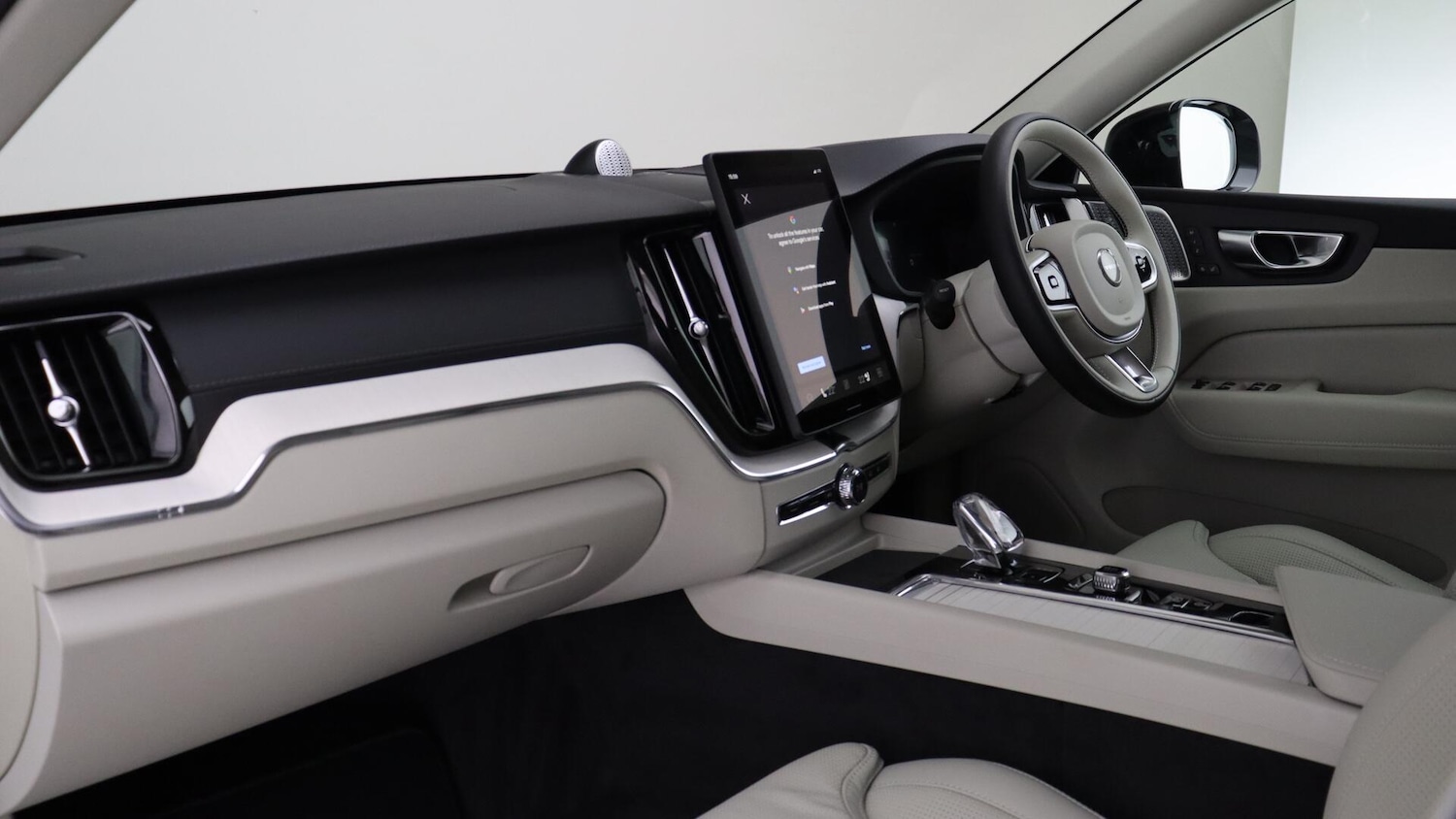 Used Volvo XC60 2025 for sale - 76072465: Photo 15