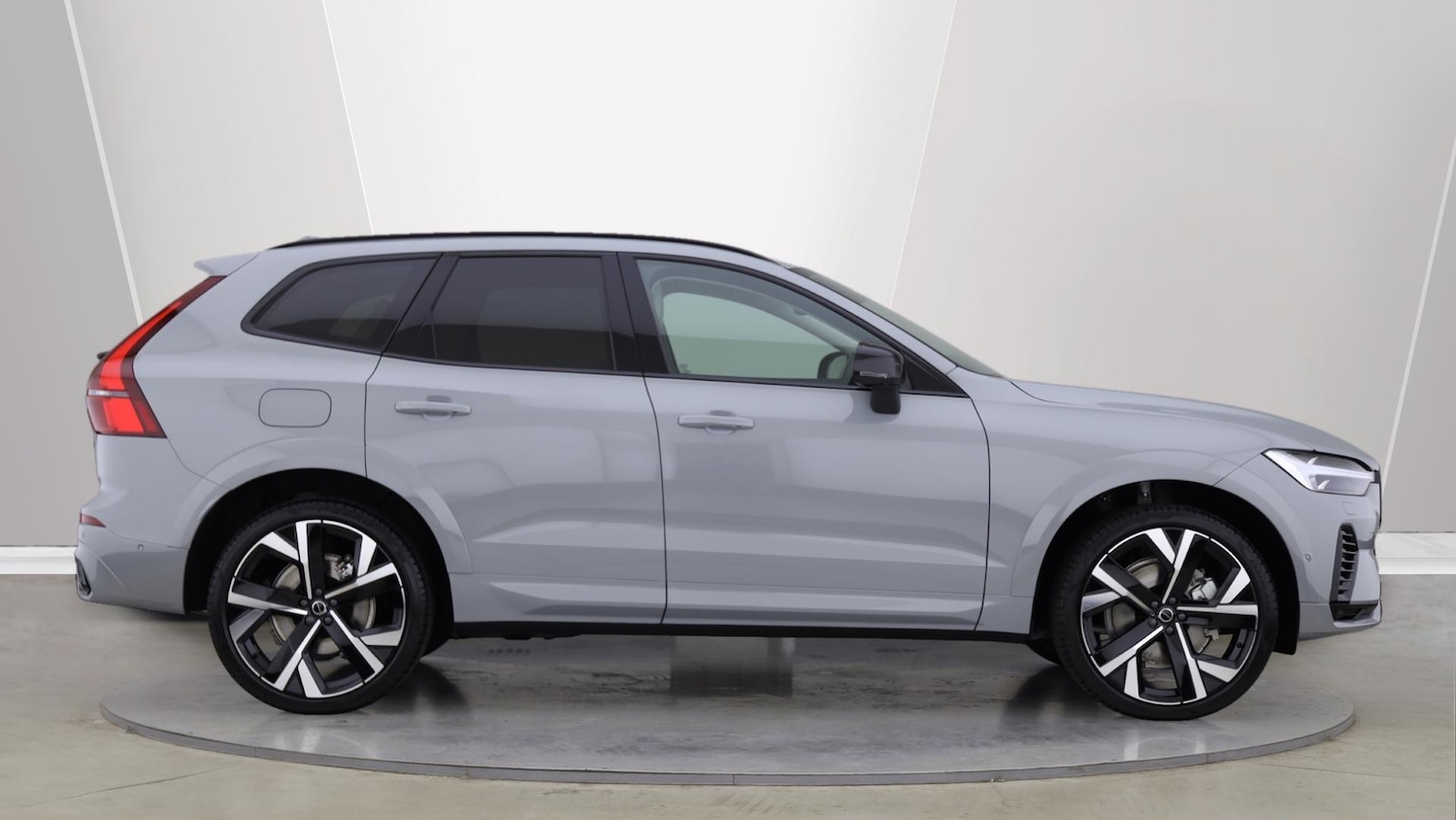 Used Volvo XC60 2025 for sale - 76072465: Photo 3