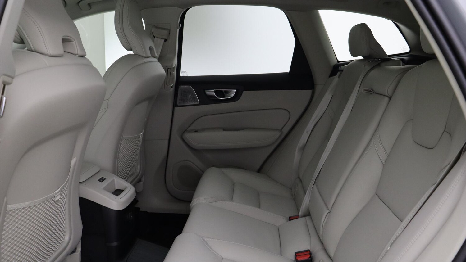 Used Volvo XC60 2025 for sale - 76072465: Photo 36