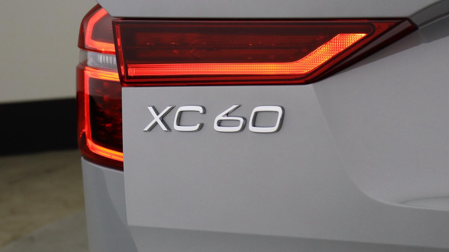 Used Volvo XC60 2025 for sale - 76072465: Photo 45