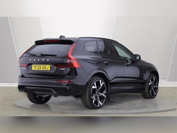 Used Volvo XC60 2025 for sale - 75600472: Photo