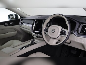 Used Volvo XC60 2020 for sale - 75978450: Photo