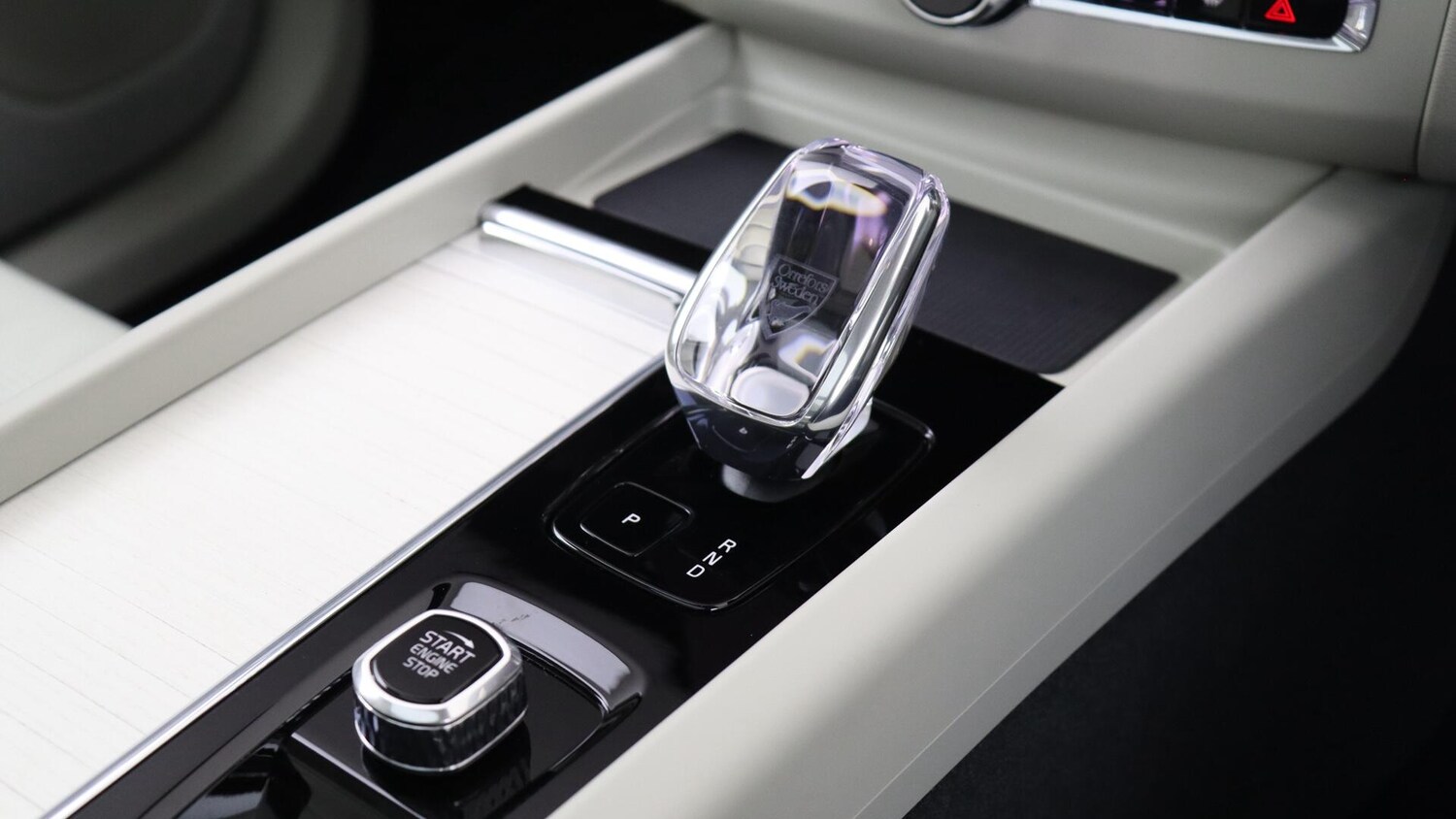 Used Volvo XC60 2025 for sale - 76032053: Photo 24