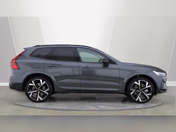 Used Volvo XC60 2025 for sale - 76032053: Photo 3